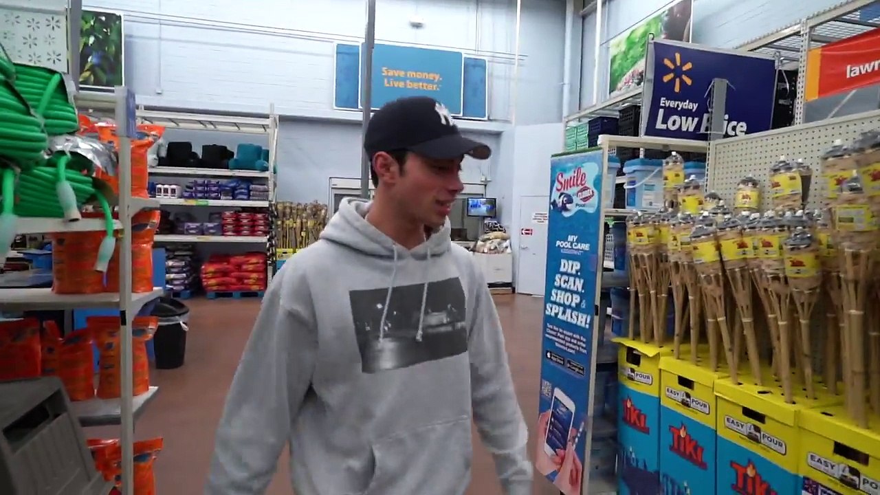 "I GIVE NO F*CKS" WALMART INTERCOM PRANK (IM NEVER ALLOWED BACK)