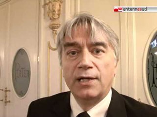 TG 29.11.11 Il Petruzzelli si fa in quattro per la prima