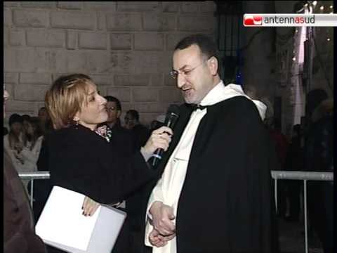 TG 06.12.11 La prima messa per San Nicola, battesimo per il nuovo priore