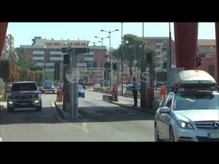 Ora News - S'u ndjenë mirë, tre roje të terminalit në Durrës shtrohen në spital