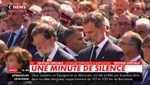Attentats en Espagne- La place Catalunya, noire de monde, a respecté une minute de silence en présence du roi d'Espagne