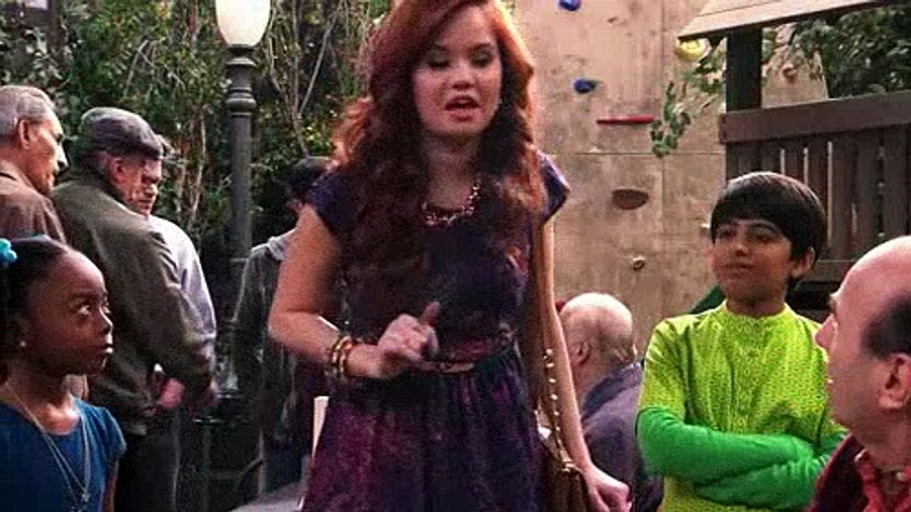 Jessie S02E16 All The Knight Moves