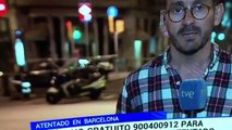 Attentats en Espagne - En plein direct à la télé, un homme apparaît avec un tee-shirt: 
