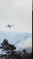 Le feu de forêt à la frontière italienne toujours en cours