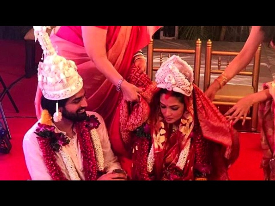 Riya Sen gets married to Shivam Tiwari