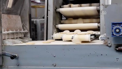 İhh'den Suriyeli Ailelere Ekmek Yardımı