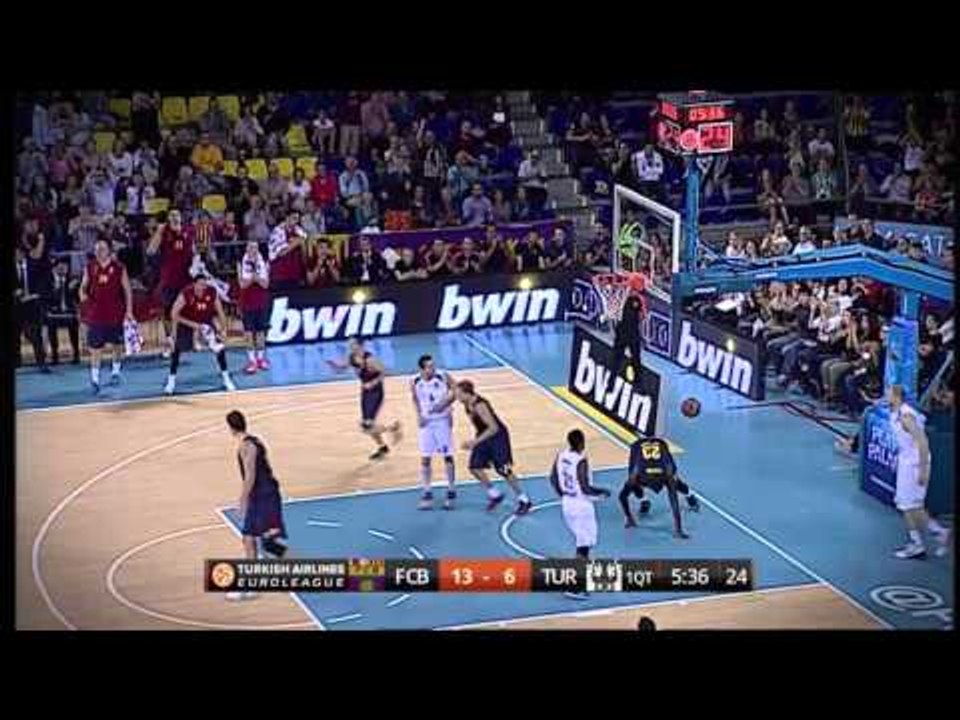 Play of the Night: Marcelinho Huertas & Deshaun Thomas, FC Barcelona