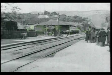 La llegada del tren (1895) - Hermanos Lumière