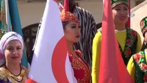 Köroğlu Festivali Renkli Görüntülerle Başladı