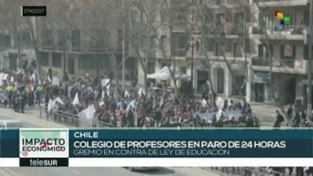 Profesores chilenos inician paro en rechazo a nueva ley