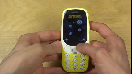 Nokia 3310 2017 Snake Gameplay Review