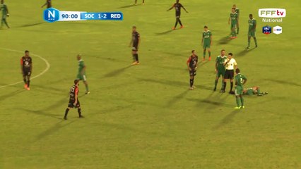 Le joueur du Red Star qui reste au sol