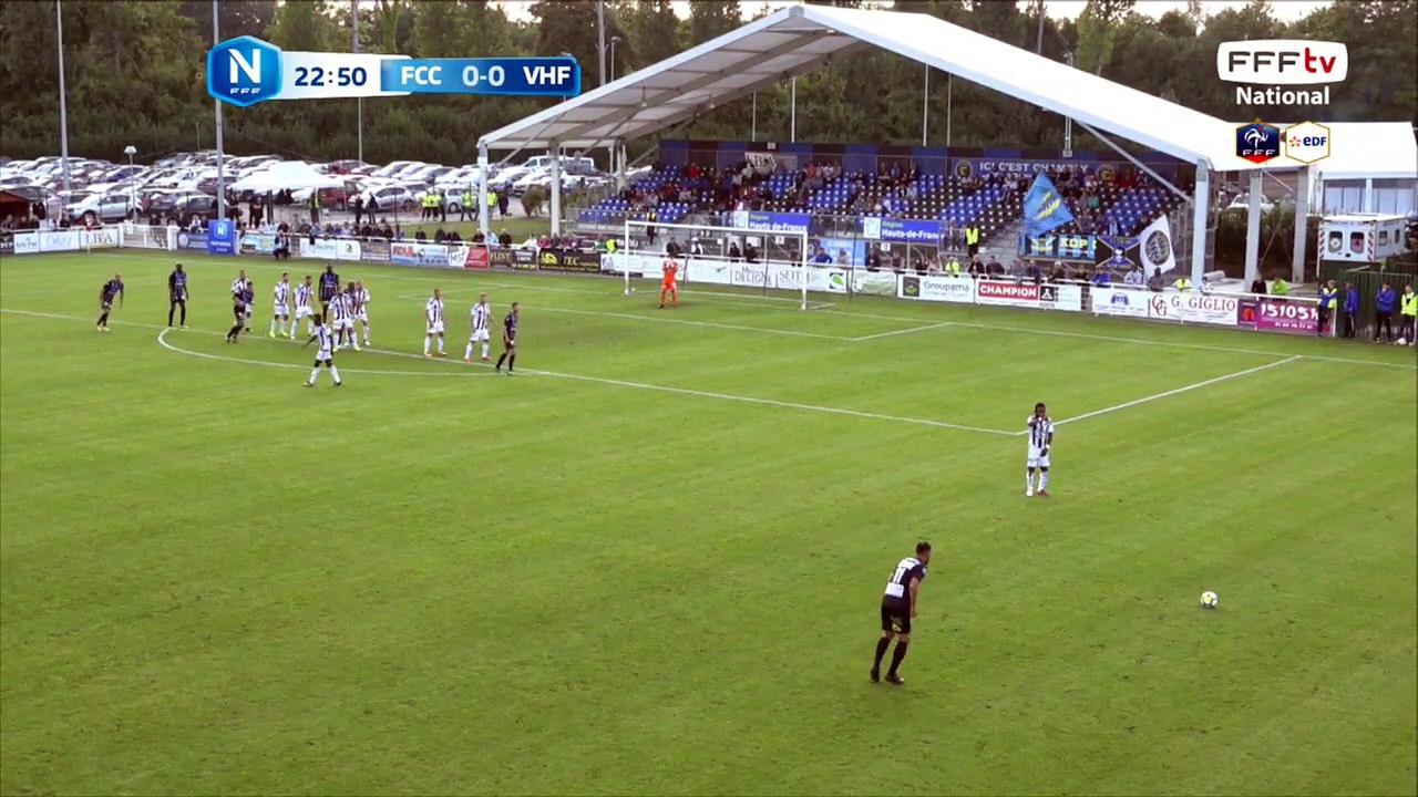 Coup franc bien suivi par Doucouré