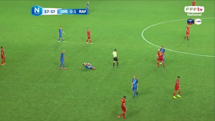 Vilaine faute et carton jaune