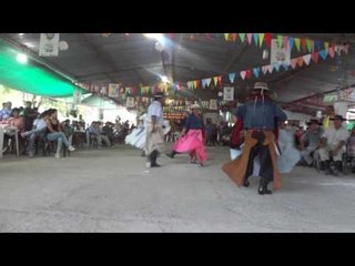 Gauchos reales bailando chacarera  Carpa de Salta