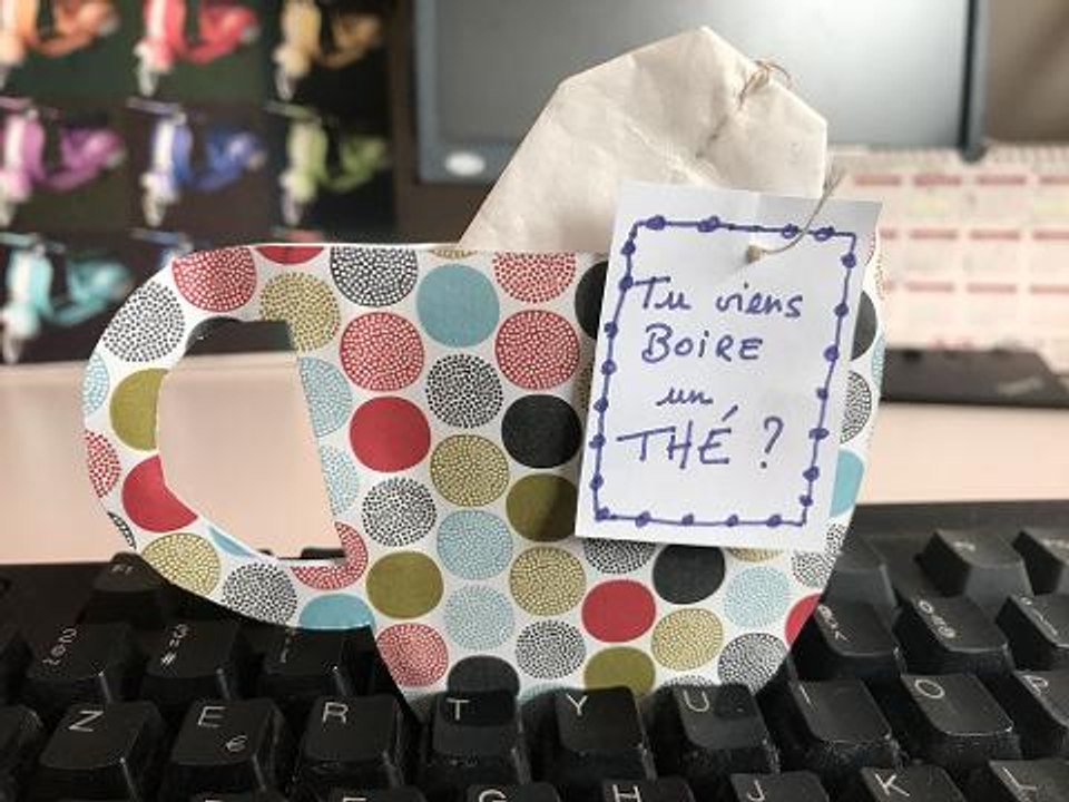 Carte d'invitation pour boire un thé