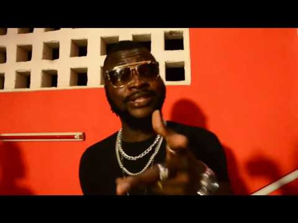 LE SOSIE DE YOROBO SUR INFOSDEBABI TV