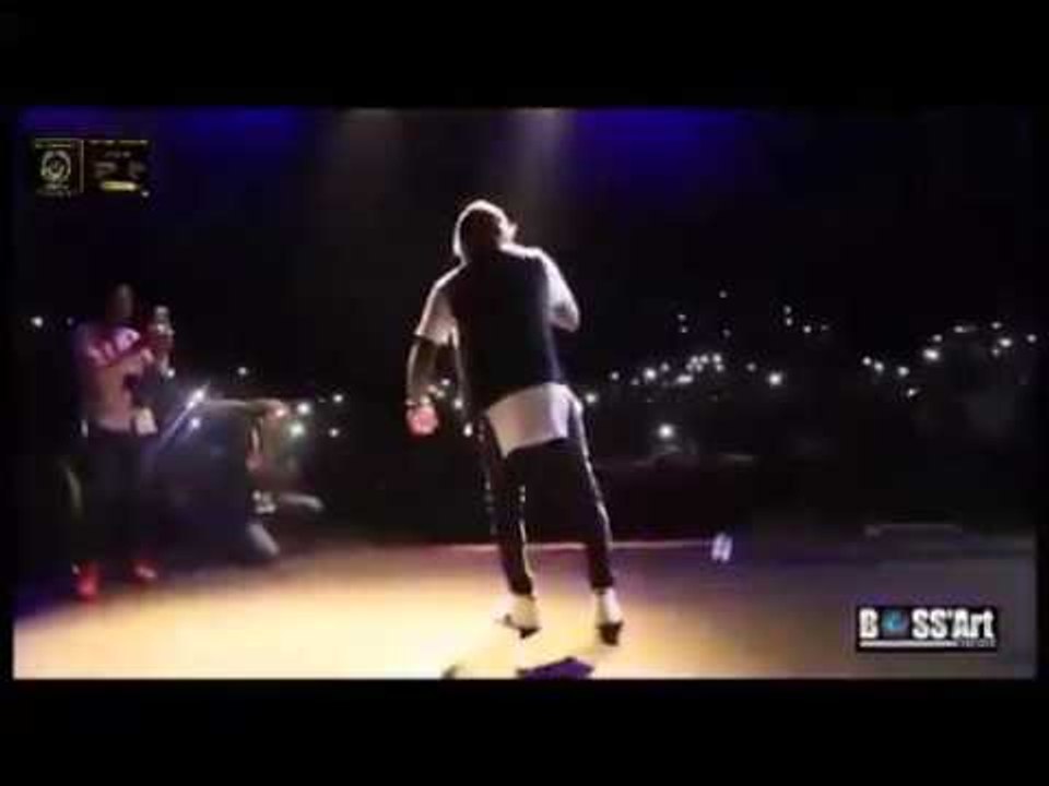 ARAFAT CASSE LA BARAQUE A COTONOU SUR INFOSDEBABI TV    REGARDEZ