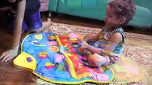Peppa Pig e George na Meleca Ovo Surpresa De Dinossauro! Brinquedos Crianças Infantil Pepp