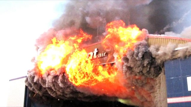 প্রবাসী ভাইরা সাবধান! আগুনে পুড়ে যাচ্ছে ঢাকা শাহজালাল বিমান বন্দর! বন্ধ হতেপারে বিমান চলাচল !!