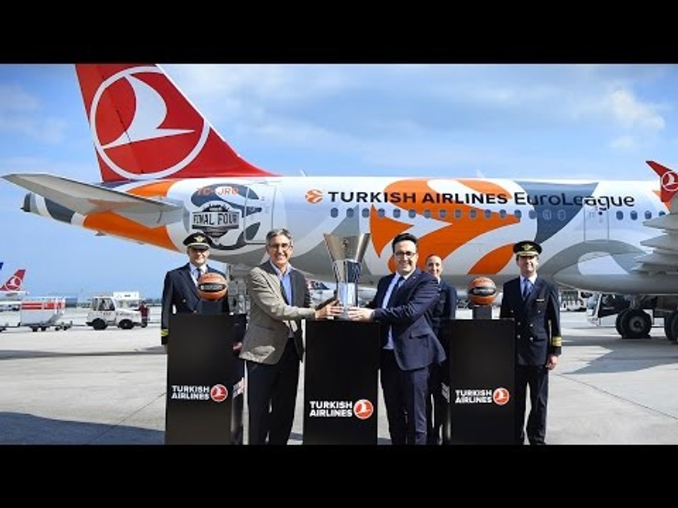 Turkish Airlines EuroLeague trophy lands in Istanbul!