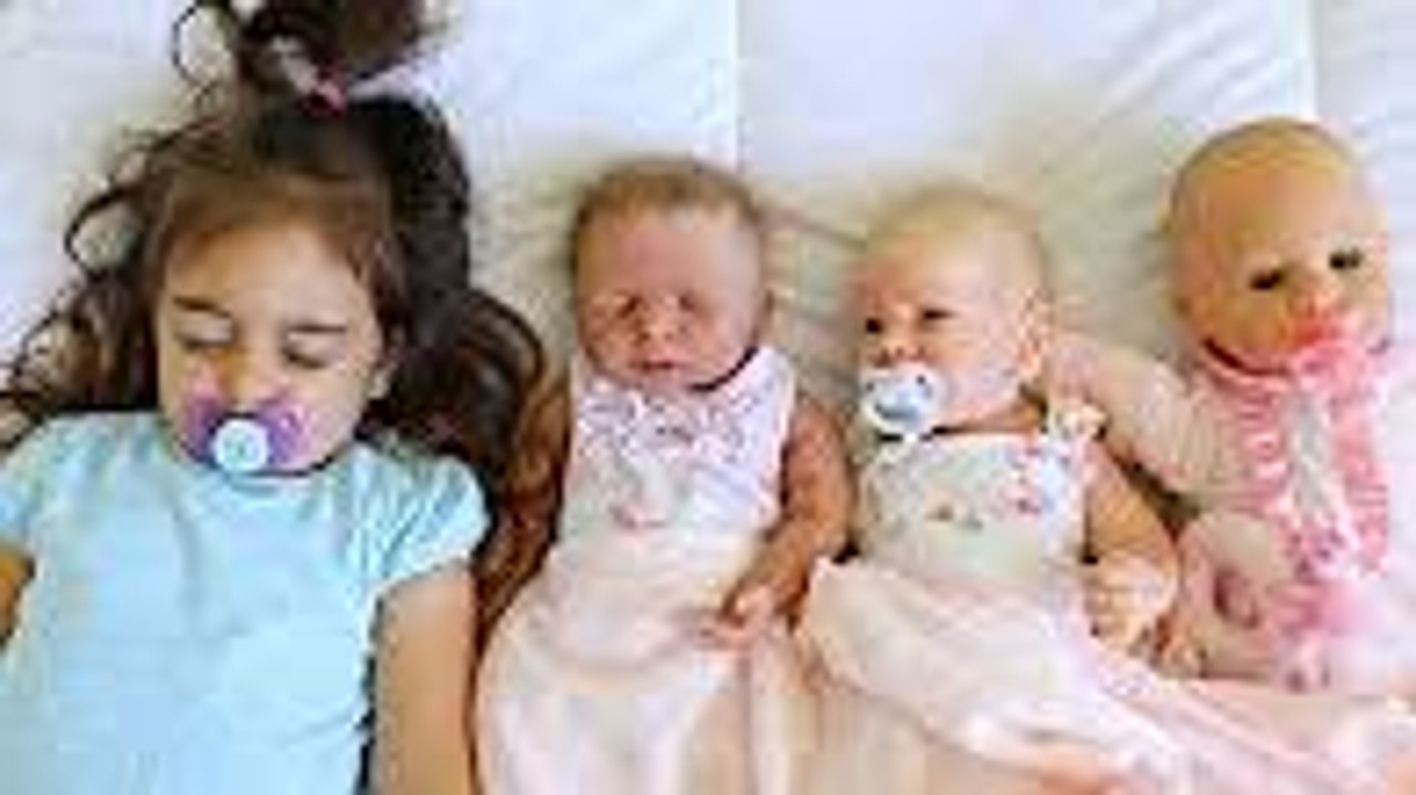 Are You Sleeping Craying Babies Dolls-Nursery Rhymes Songs for Kids