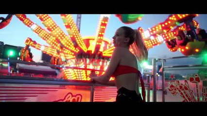 BAD GYAL JACARANDA PROD. DUBBEL DUTCH