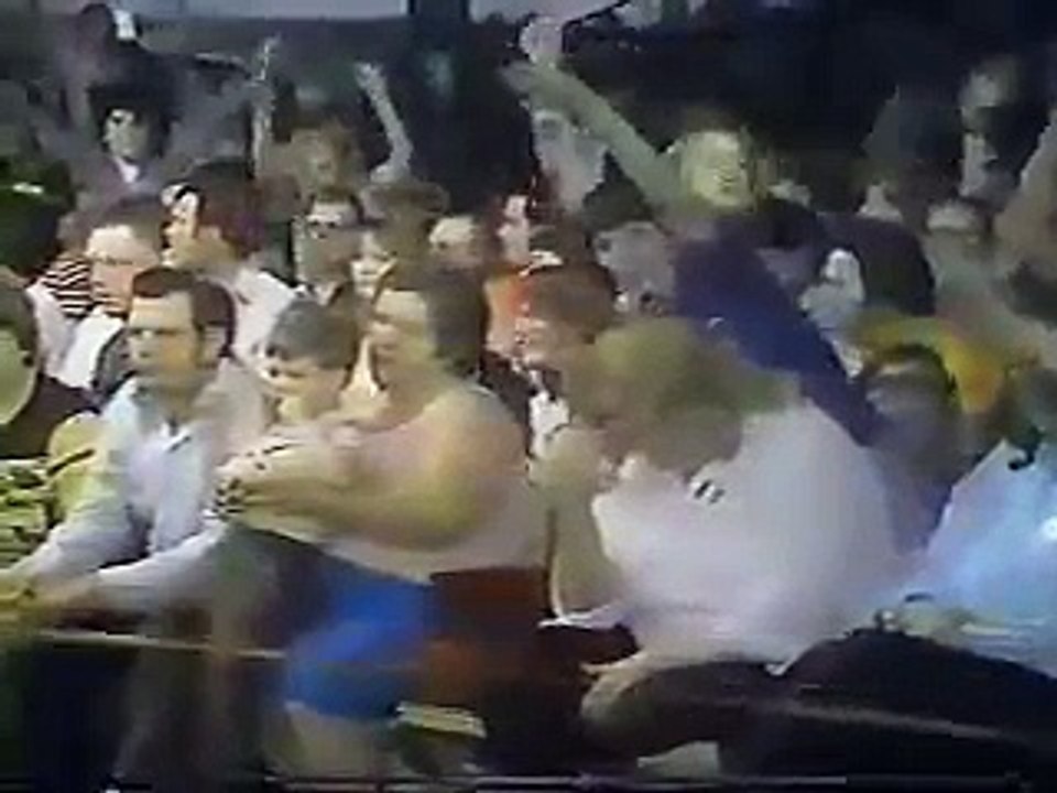 Dusty Rhodes vs. Johnny Rodz WWF 1981