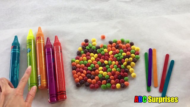 CRAYOLA Bath Markers Skittles Candy Learning Colors for Children Kids Toddlers ABC Surprises-95qDyQb04tM