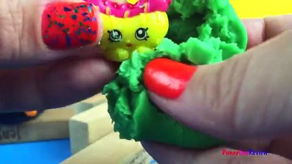 Download Video: En colère gros des oiseaux des œufs héros domestiques porc Playdoh surprise baymax peppa shopkins 6 mater