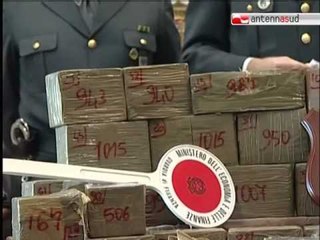 TG 21.03.12 In auto con 83 kg di hashish, arrestato a Trani