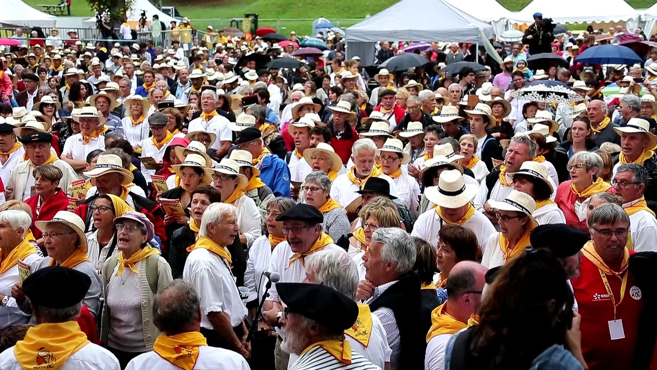 Chants béarnais en ouverture d'Hestiv'Oc
