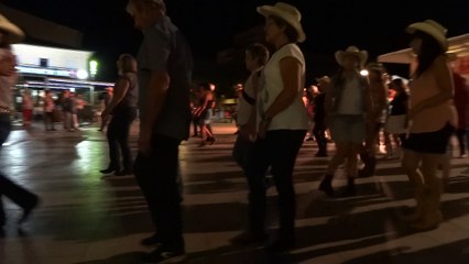 "fais-moi danser" vidéo 2