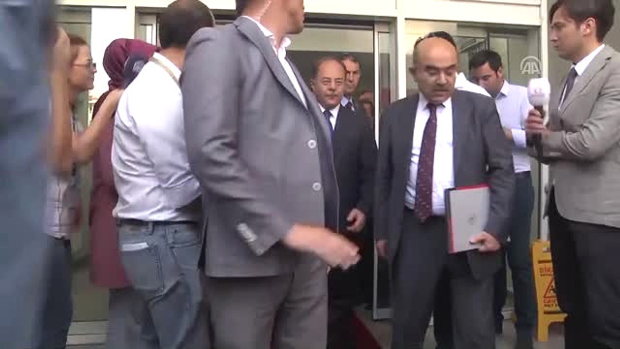 Başbakan Yardımcısı Recep Akdağ Soruları Yanıtladı