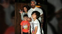 Karan Singh Grover clicked with cuties