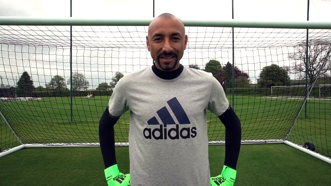 F2 VS PREMIER LEAGUE KEEPER!