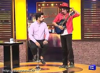 Mazaq Raat 16 August 2017- Iftikhar Thakur as Fabulous John Ferry