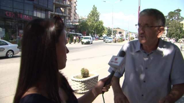 Qytetarët e komunës së Gjakovës të pakënaqur me gjendjen politike në vend - Lajme