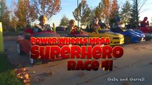 Démolition héros Méga puissance course course super-héros roues avec 5 2 derby