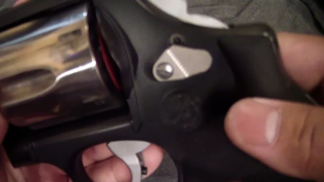 Smith & Wesson performance center 629 44 magnum hunter. BATJAC J.W