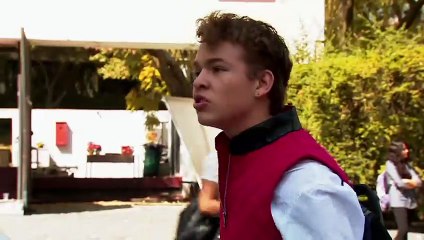 Ojos de amor con Karol Sevilla