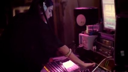 Diamonds  Ayda Mosharraf - Diamonds