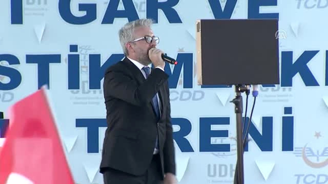 Başbakan Yıldırım: "Ak Parti, Bir Türkiye'i Üç Türkiye Yaptı"