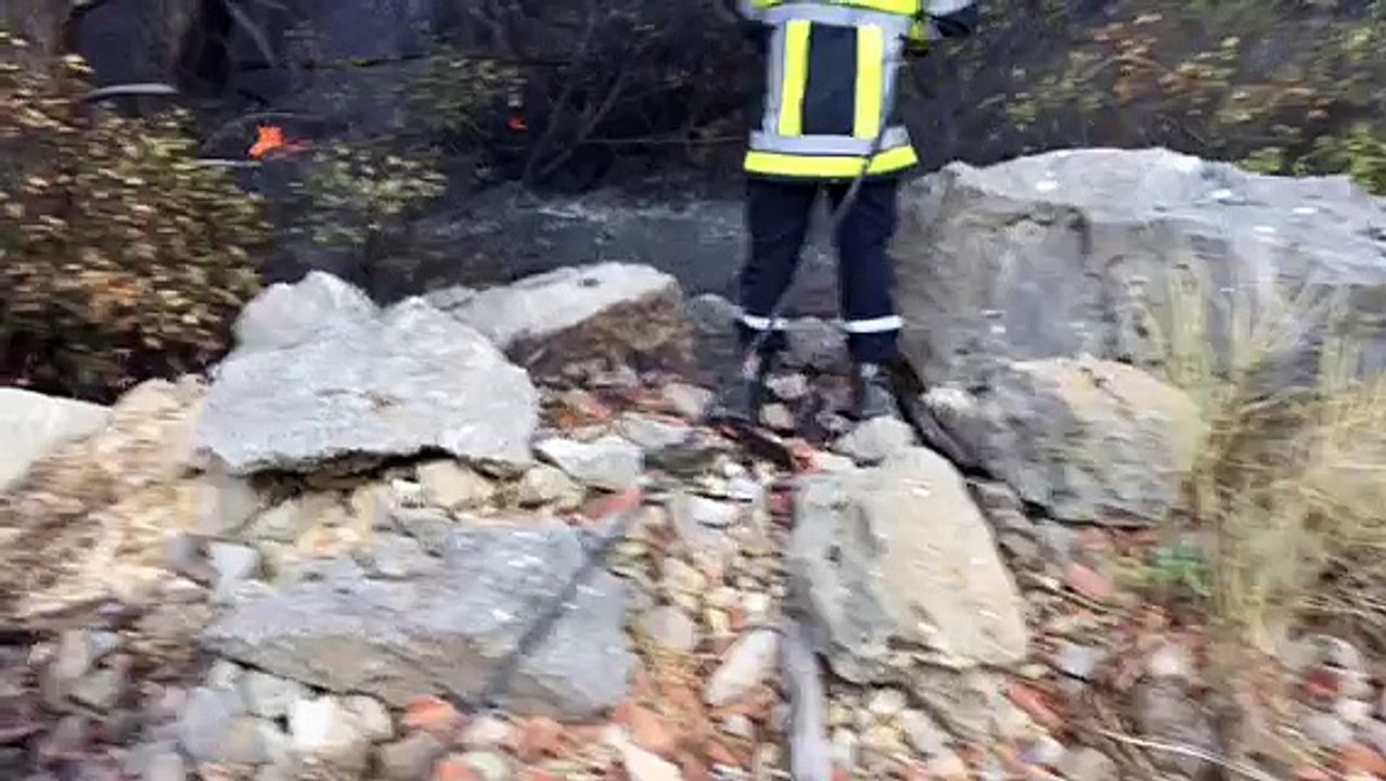 Feu d'Aubagne : les pompiers en action