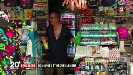 Attentats en Espagne : la foule se rassemble sur les Ramblas