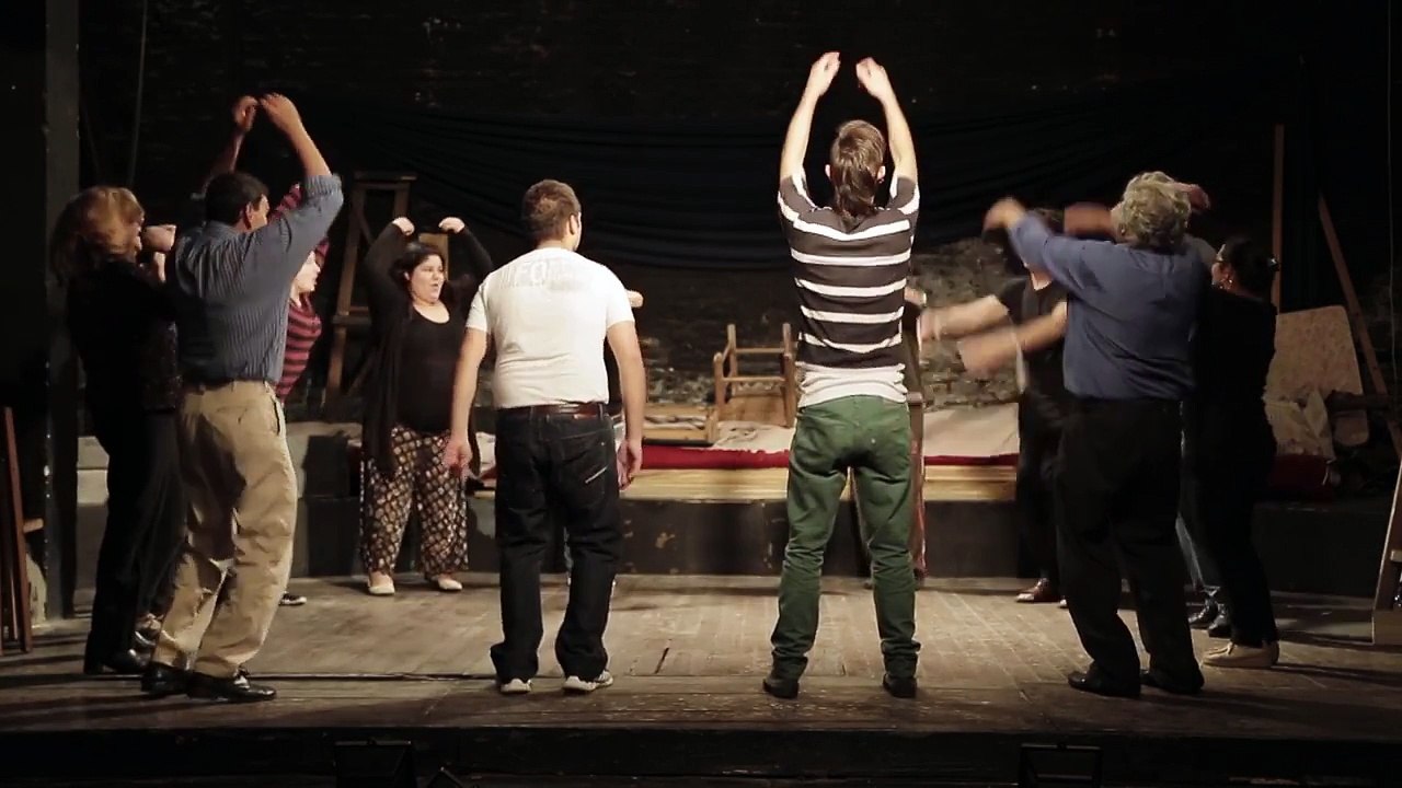 Mirando al Cielo - Trailer