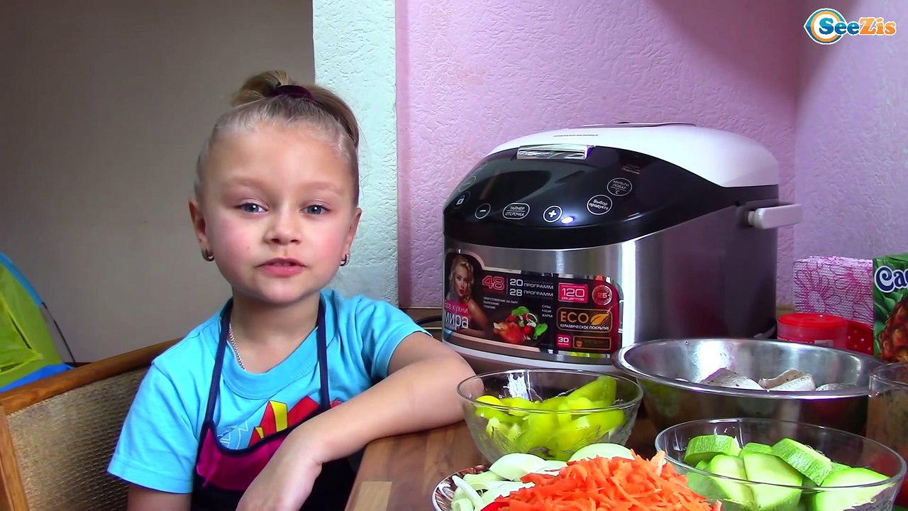 Playing Baby Born Dolls VLOG: Играем и Готовим...