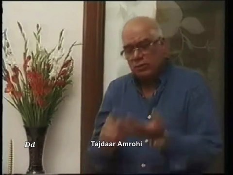 Why Meena Kumari always hid her left hand from Camera