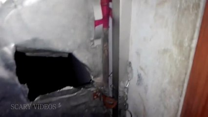 Strange Face !! Real Ghost Caught On Camera From A Abandoned Building _ Scary videos _ Ghost Videos