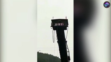 Woman Falls From Bungee Jumping Cord In China